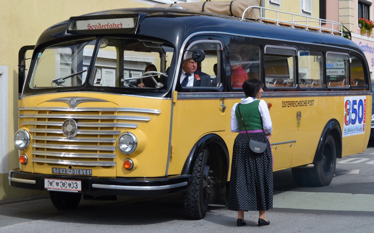 Oldtimer Omnibus Classic Fahrzeug Nostalgie