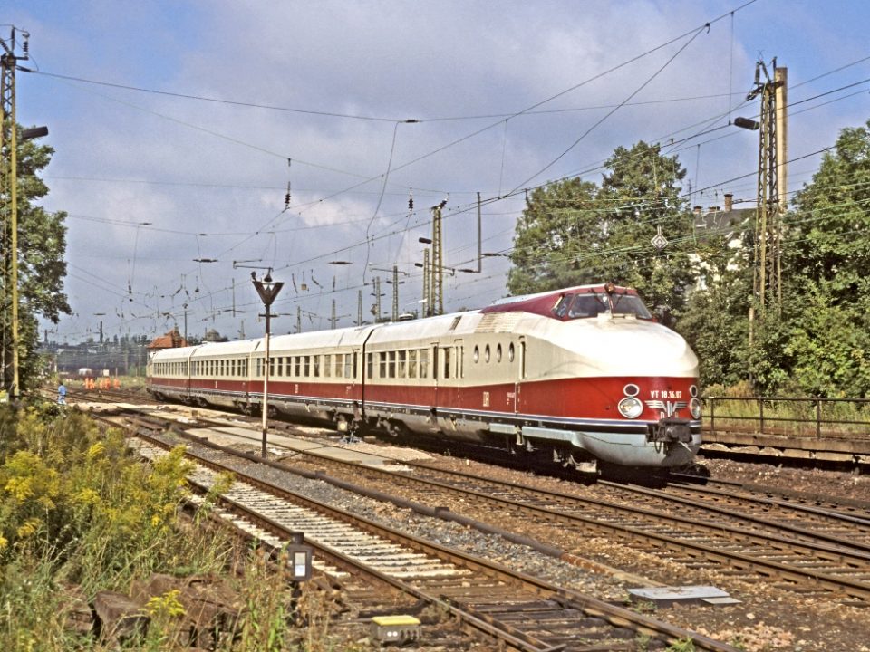 SVT Görlitz Schnellverkehrstriebwagen, DDR, Zug für Mitteldeutschland VT 18.16